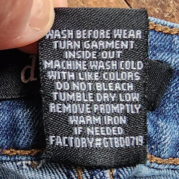 D. Jeans Cropped Pedal Pusher Jeans Size 14 - Picture 6 of 11